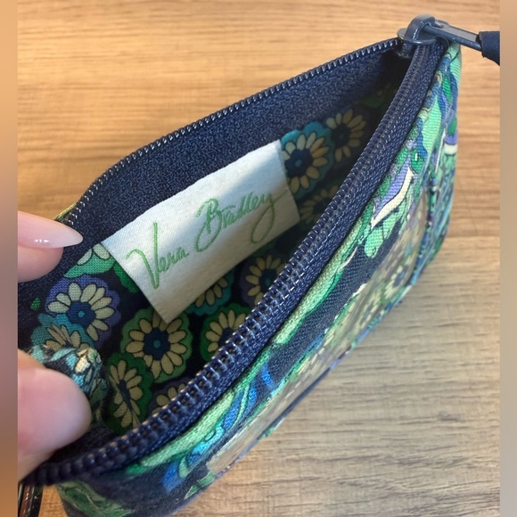 Vera Bradley Floral Wristlet ID Case Key Ring in Blue and Green - Picture 4 of 5